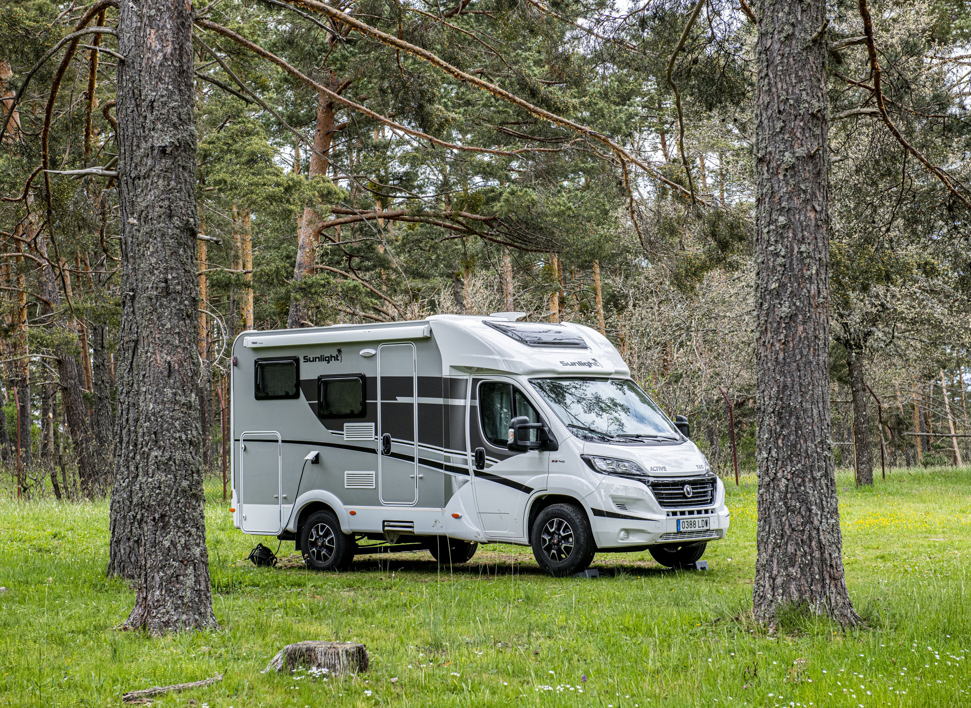 Camping Refugio de Pescadores — Campervan Site in Covaleda