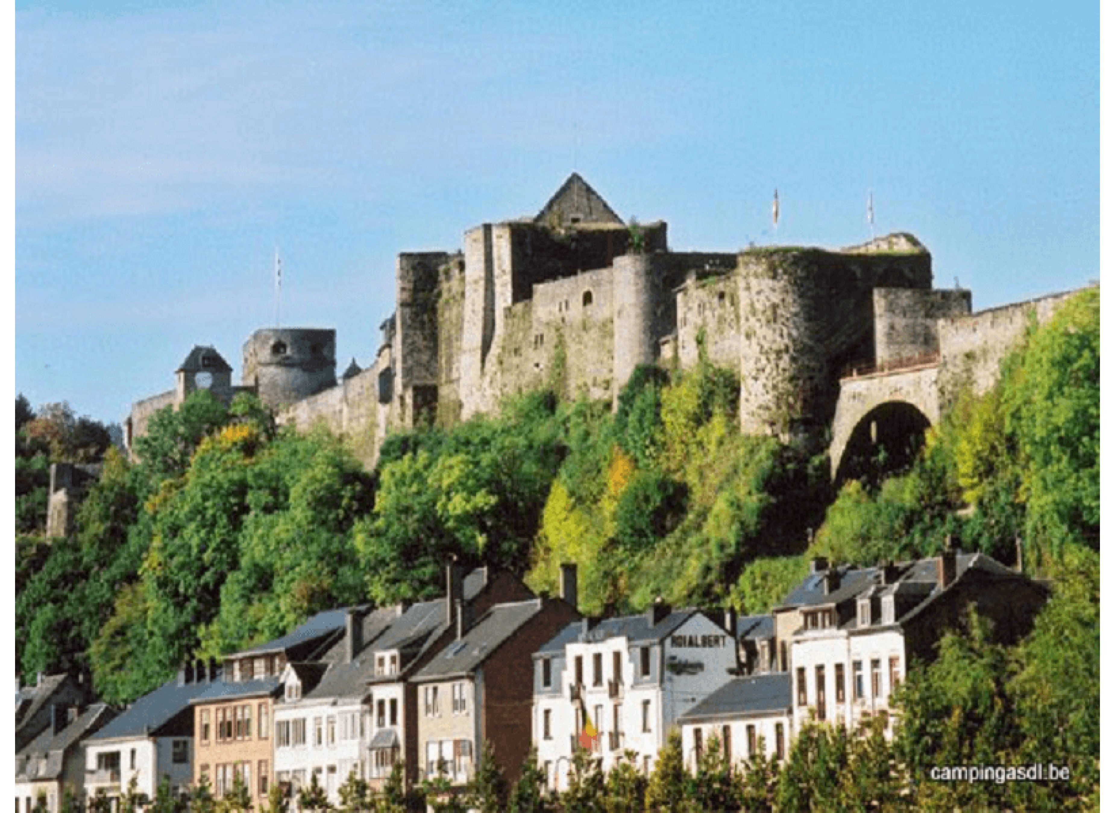 Aux Sources De Lescheret — Bobilplass in Vaux-sur-Sûre