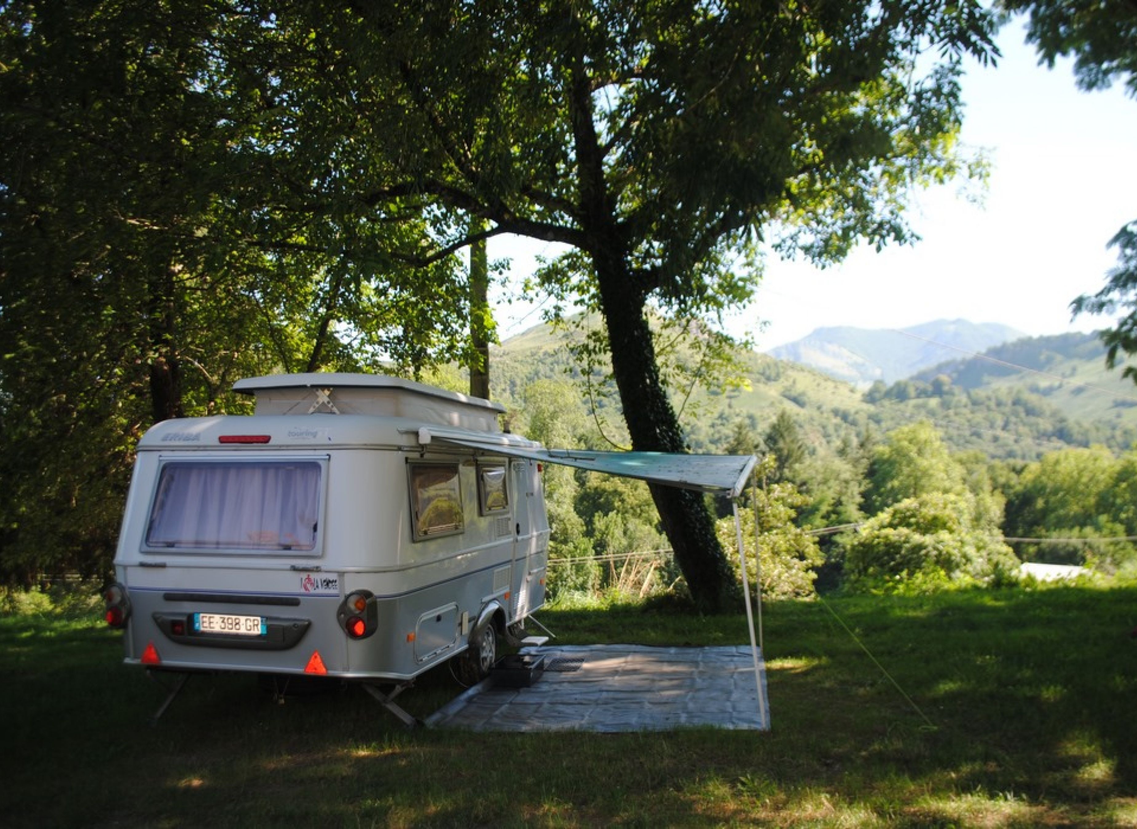 Camping D'Arrouach — 露营地 in Lourdes