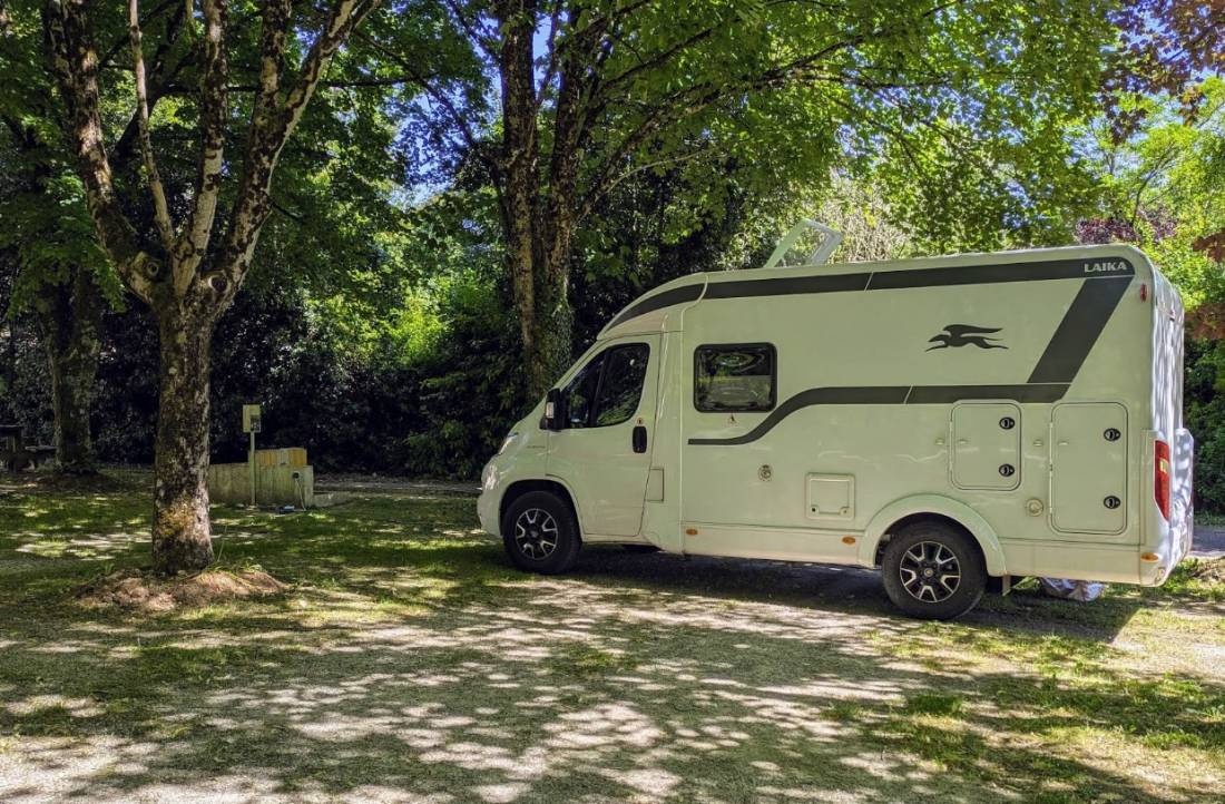 Stellplatz Londigny — Campervan Site in Londigny