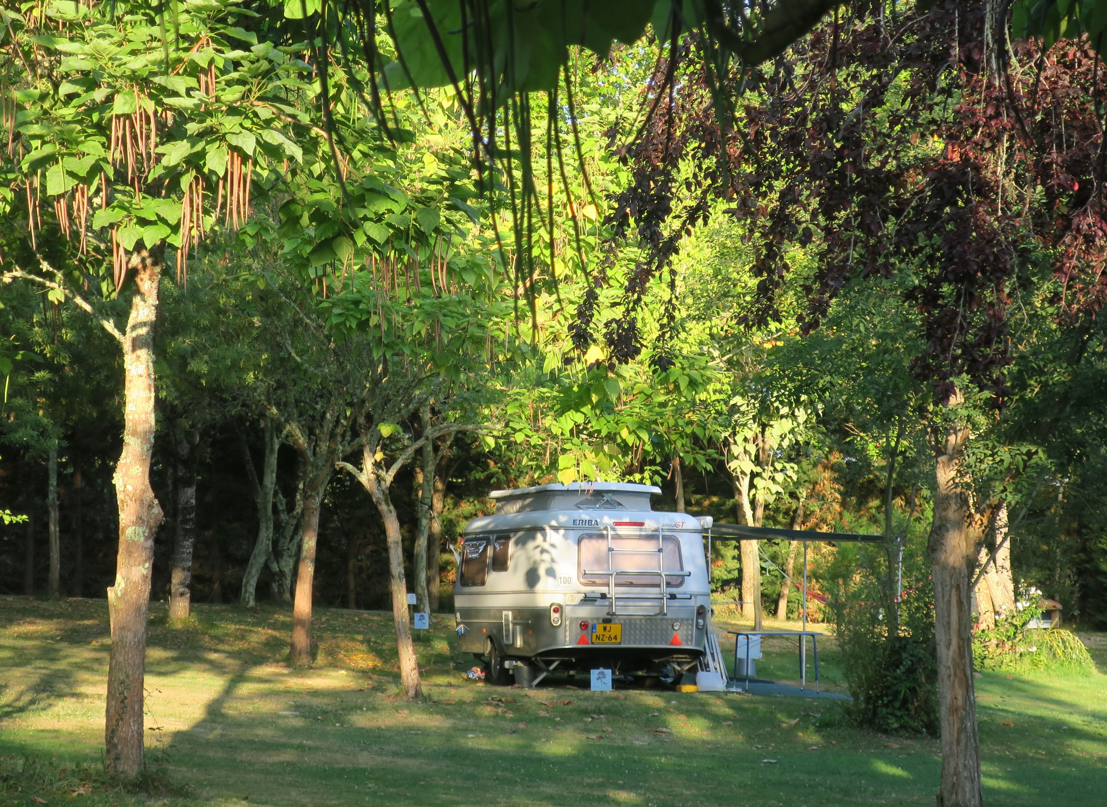 Domaine le Poteau — Місце для кемпінгу in Castelnau-d'Auzan-Labarrère