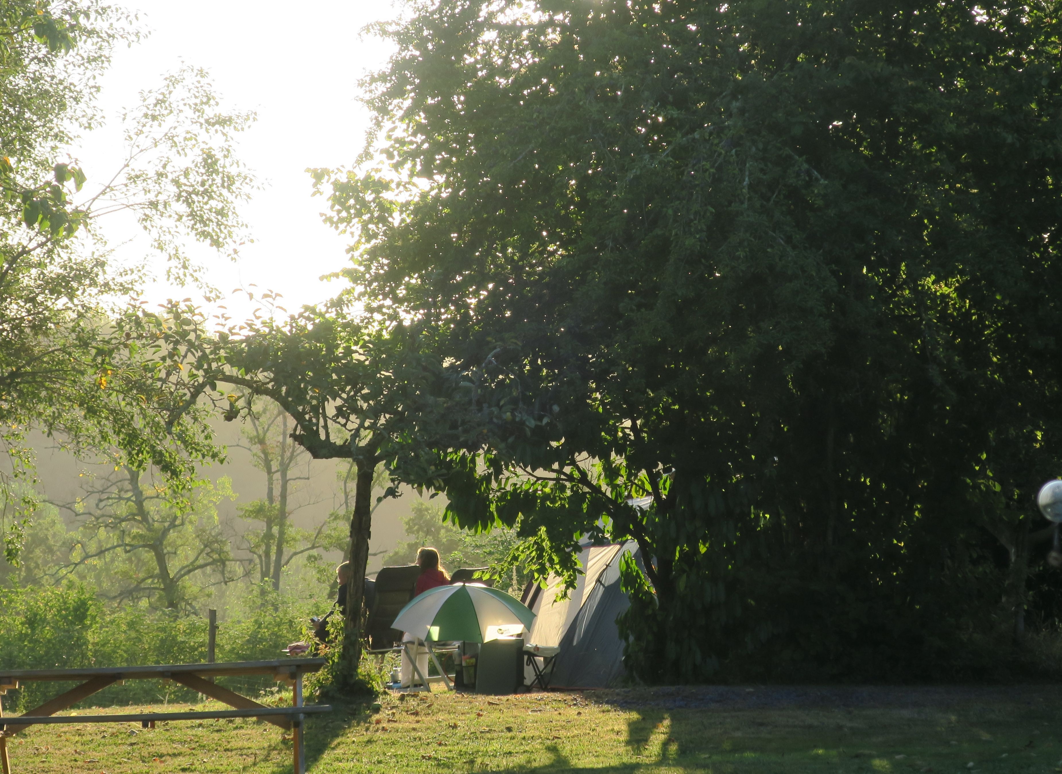 Domaine le Poteau — Campingplass in Castelnau-d'Auzan-Labarrère