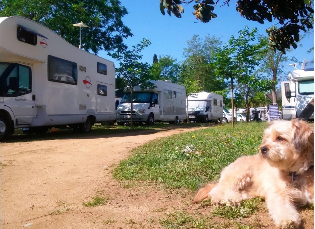 Camping Lloret Blau — Aire camping car in Lloret de Mar
