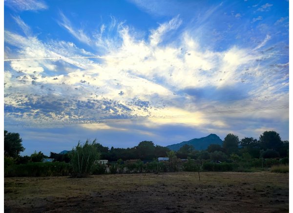 Aire privée de stationnement camping et service remplissage d'eau — Photo 3