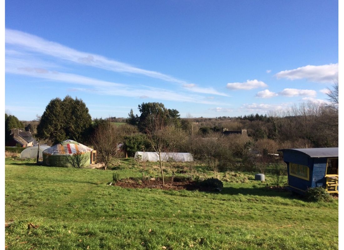 Eco-lieu Kerzello — Campingplass in Plufur