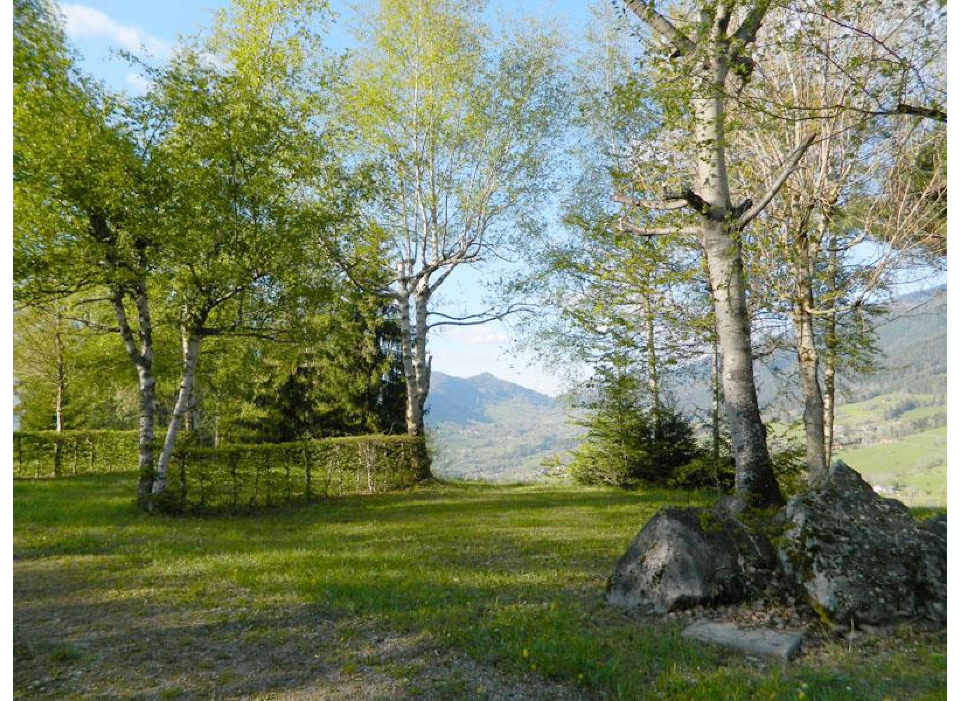 Camping Les 7 Laux *** — Area Autocaravanas in Theys