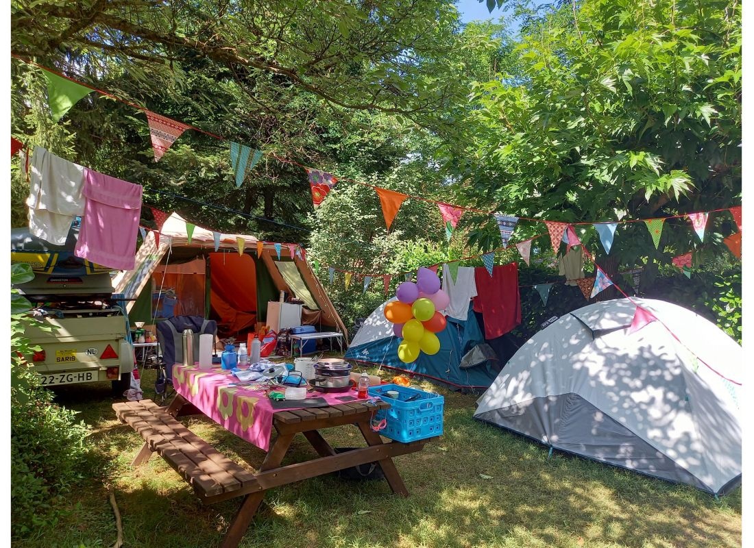 Camping Des Drouilhèdes *** — Campervan Site in Peyremale