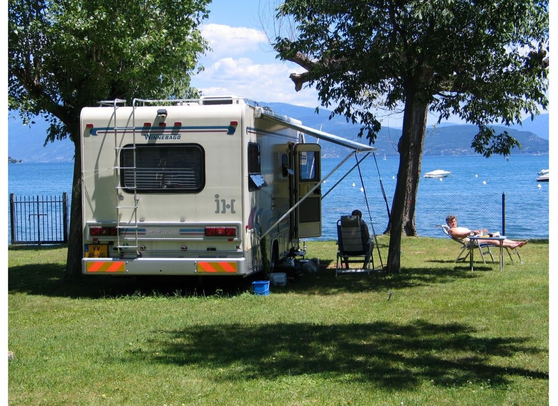 Residence Onda Blu — 露营地 in Manerba del Garda