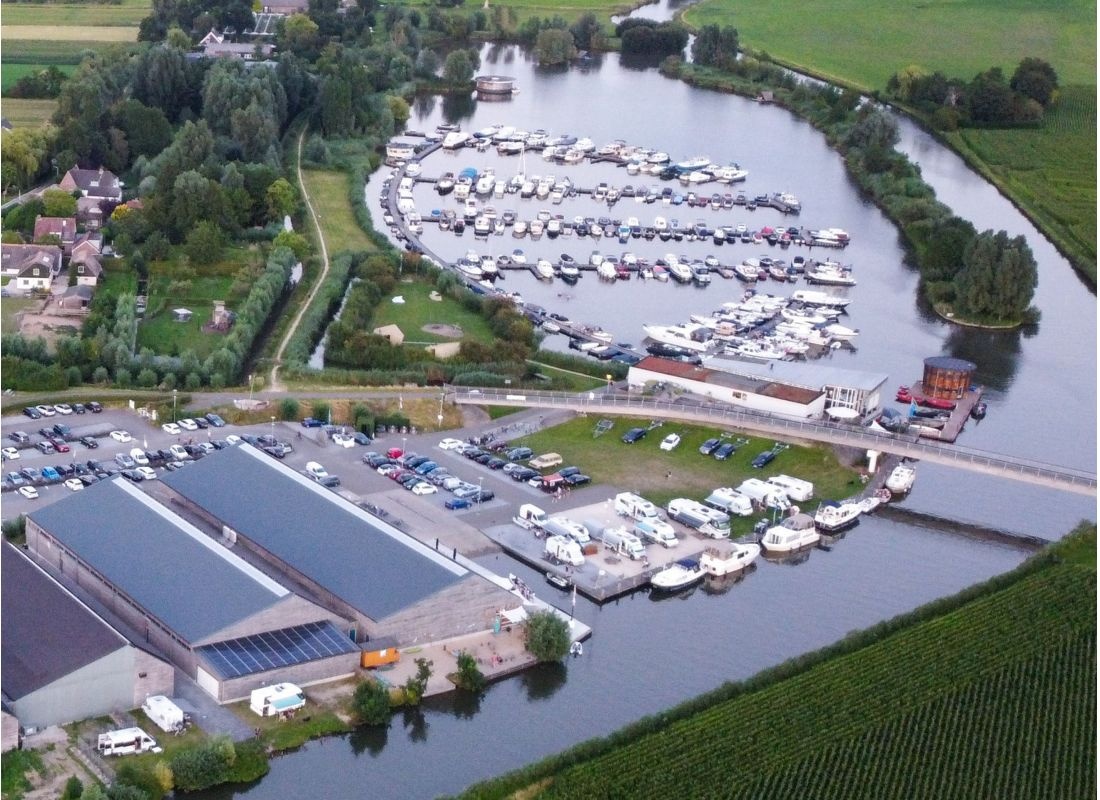 Marnemoende, natuurlijk genieten en bijzonder overnachten — Ställplats in IJsselstein