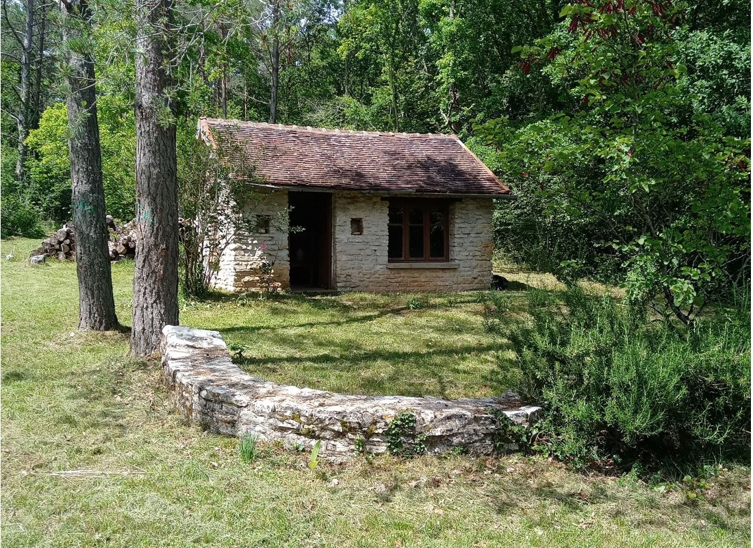 Sur la vigne — Aire camping car in Baon