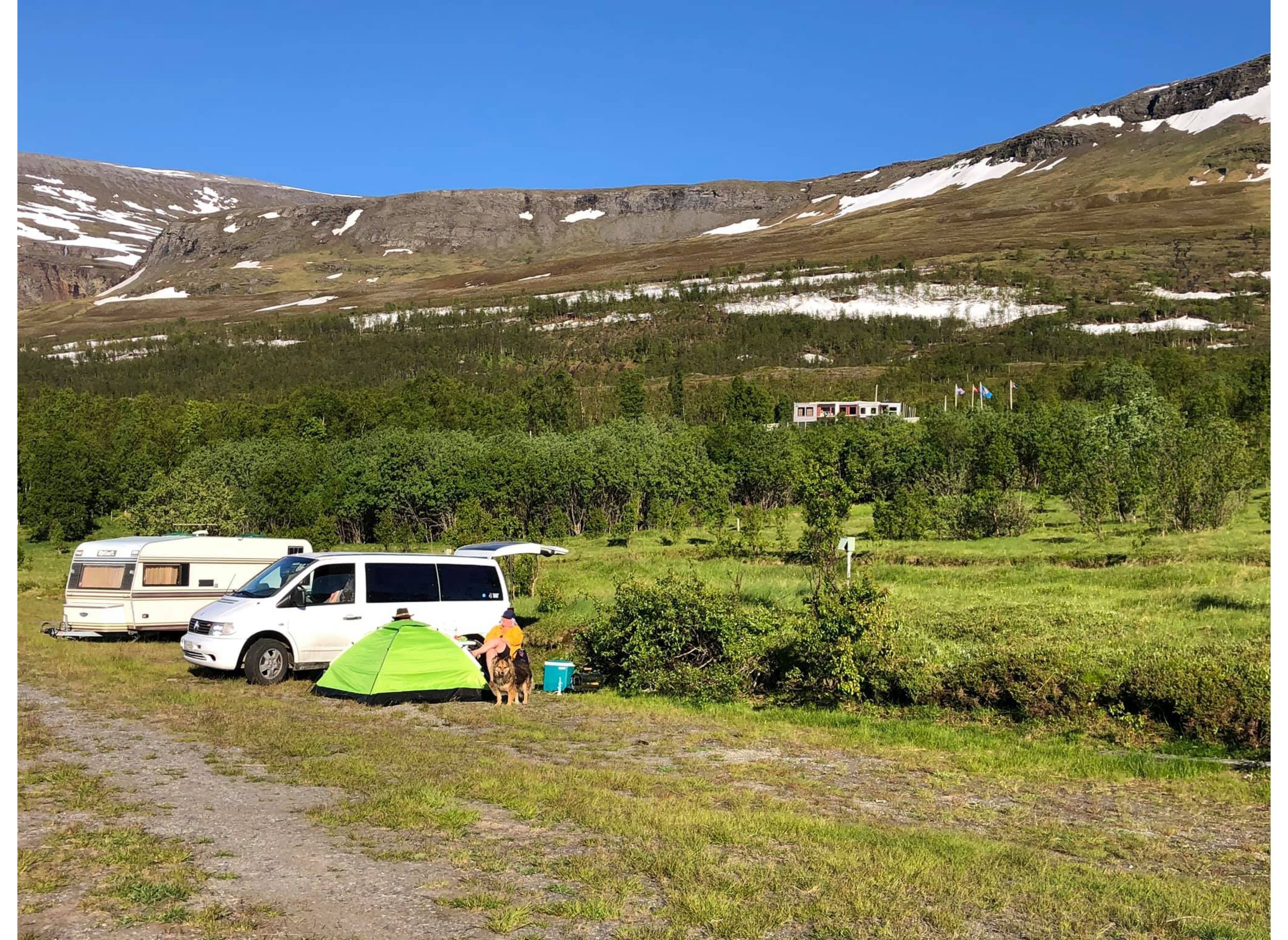 Sandnes Fjord Camping — Kemping in Straumfjorden, Nordreisa