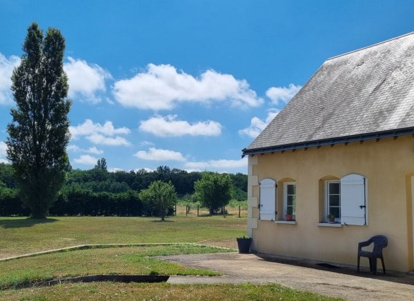 Terrain au calme à la campagne — Photo 2