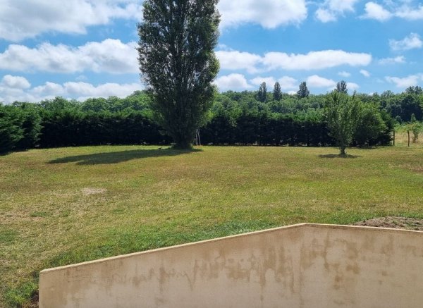 Terrain au calme à la campagne — Photo 6