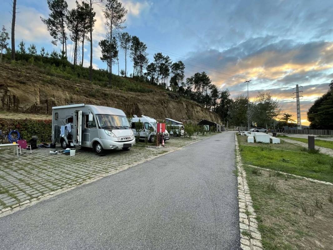 Welcome Douro - Parque de Campismo de Mourilhe — Camperplads in Cinfães