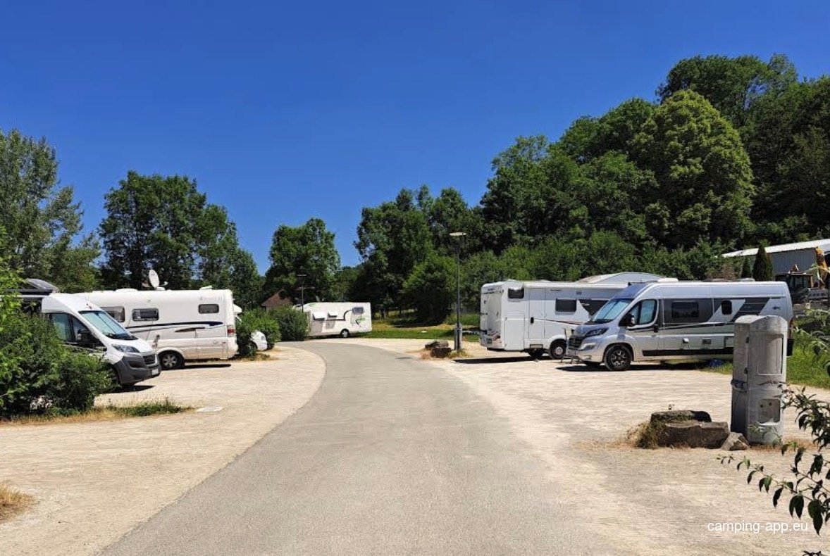 Stellplatz Baume-les-Dames — Campervan Site in Baume-les-Dames