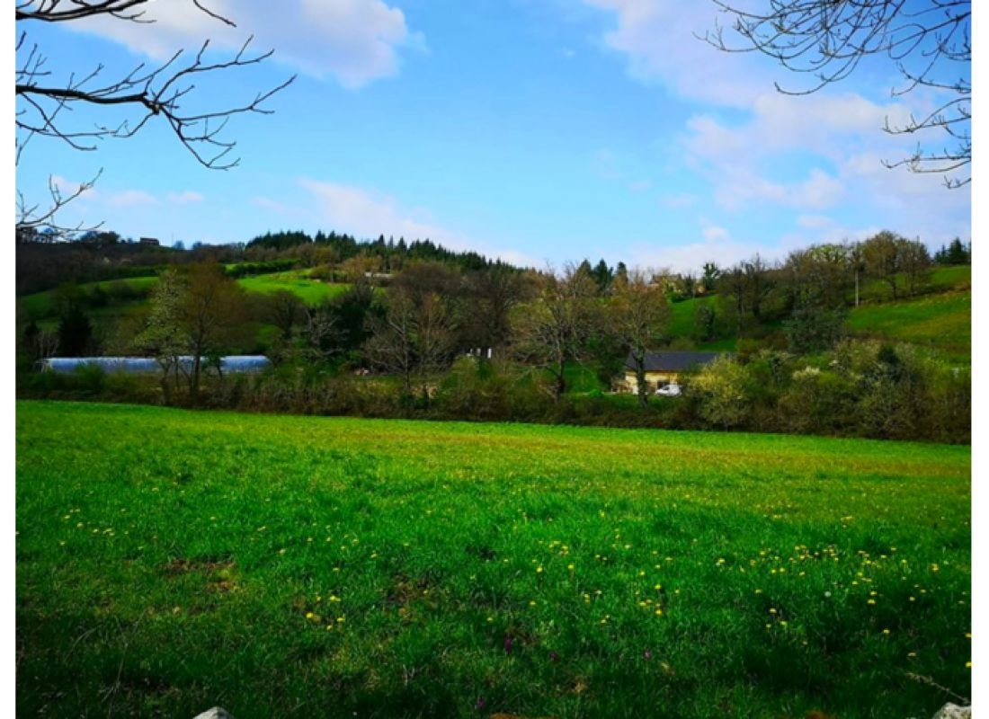 La ferme de Javy — Camperplaats in Centrès