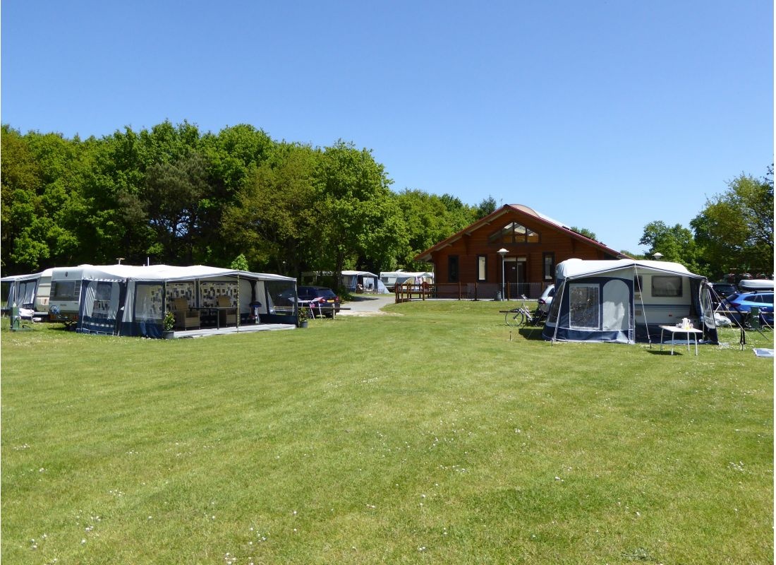 Vakantieoord de Bronzen Emmer — 露营车营地 in Meppen