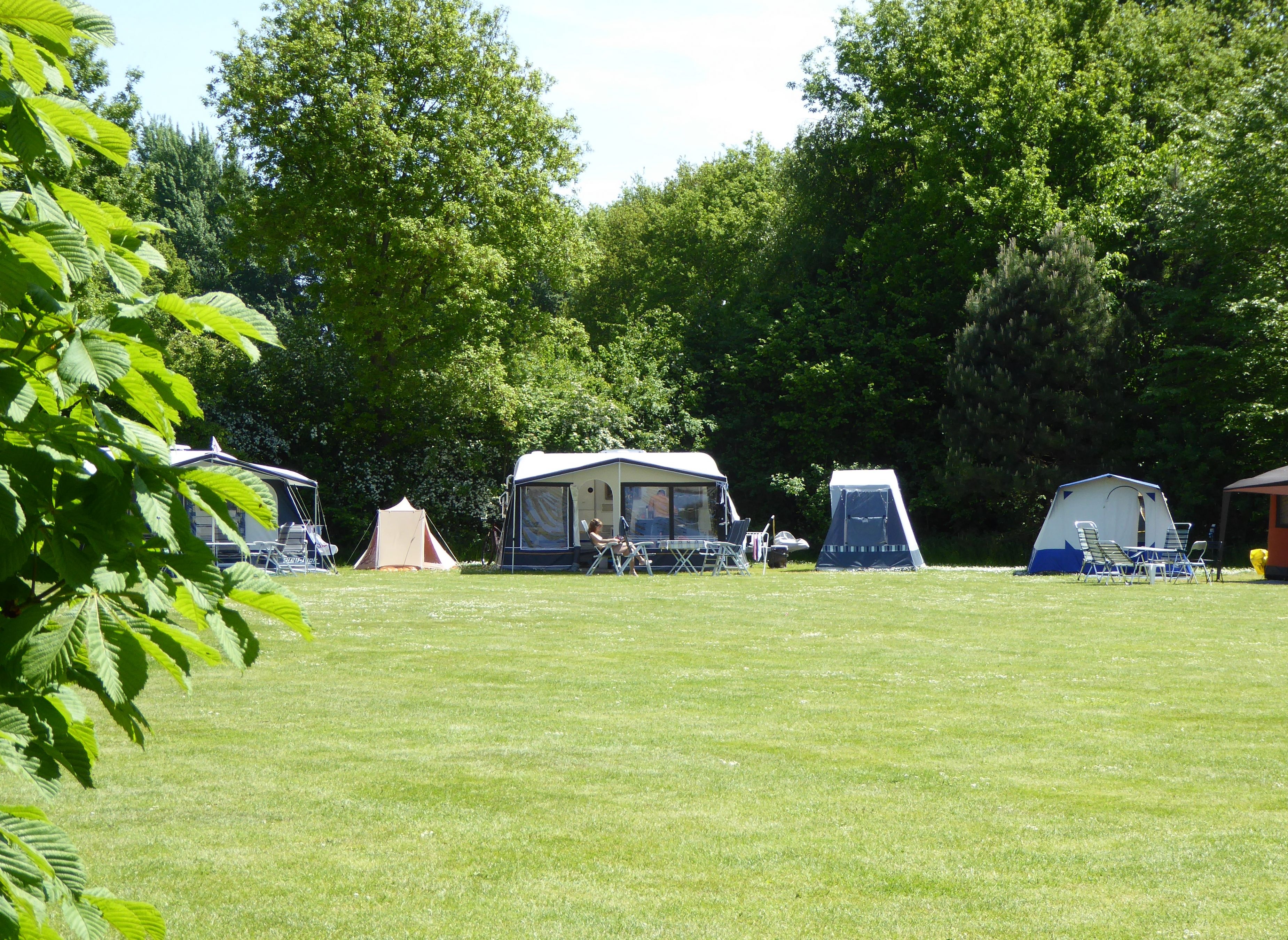 Vakantieoord de Bronzen Emmer — Campervan Site in Meppen