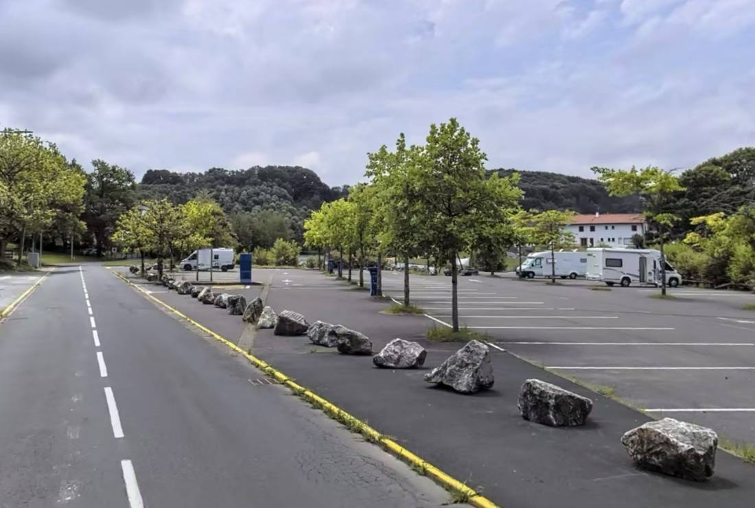 WoMo Stellplatz Saint-Pée-sur-Nivelle — Campervan Site in Saint-Pée-sur-Nivelle