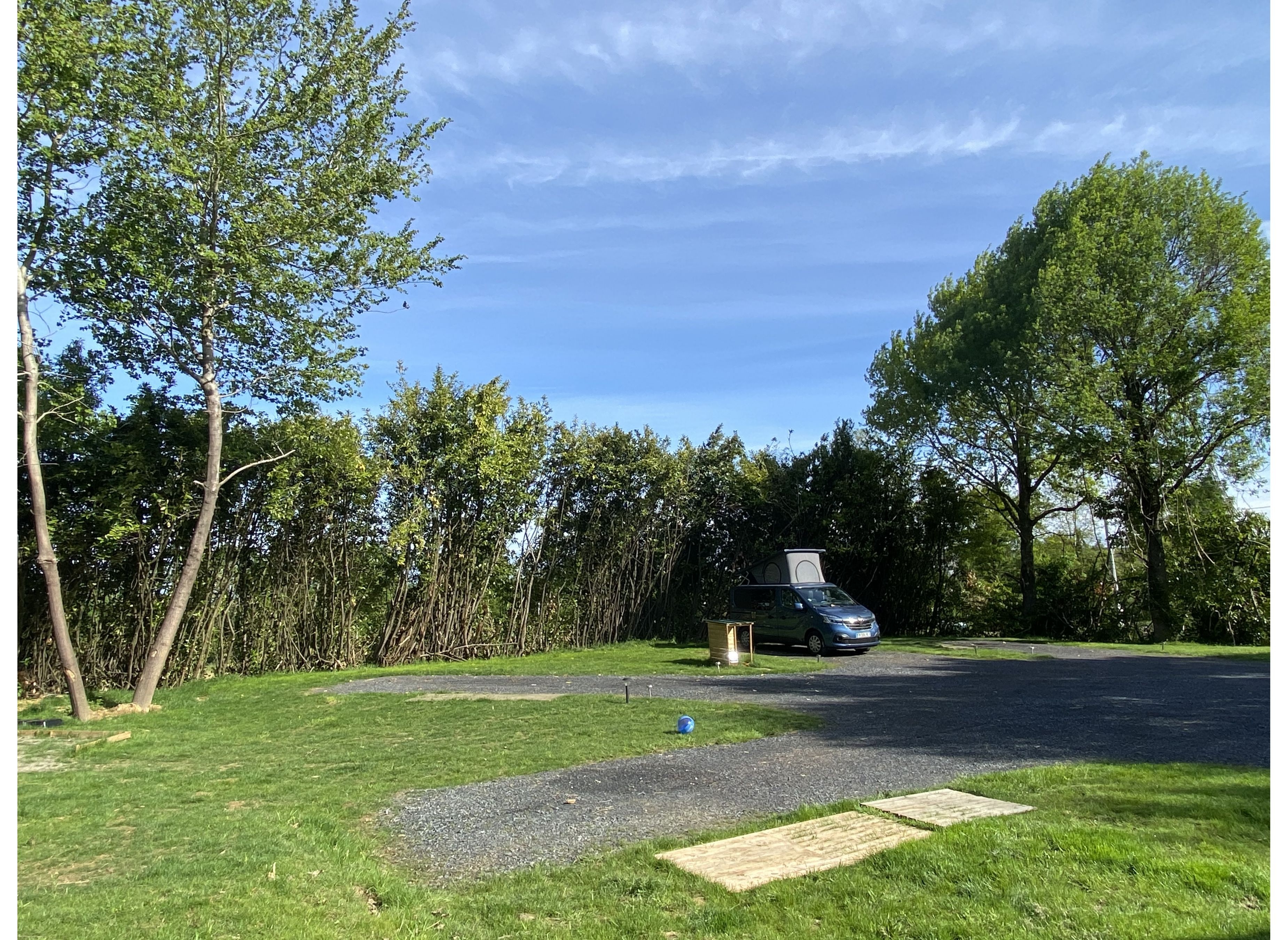 L'Enclave Insolite — Місце для кемперів in Gardères