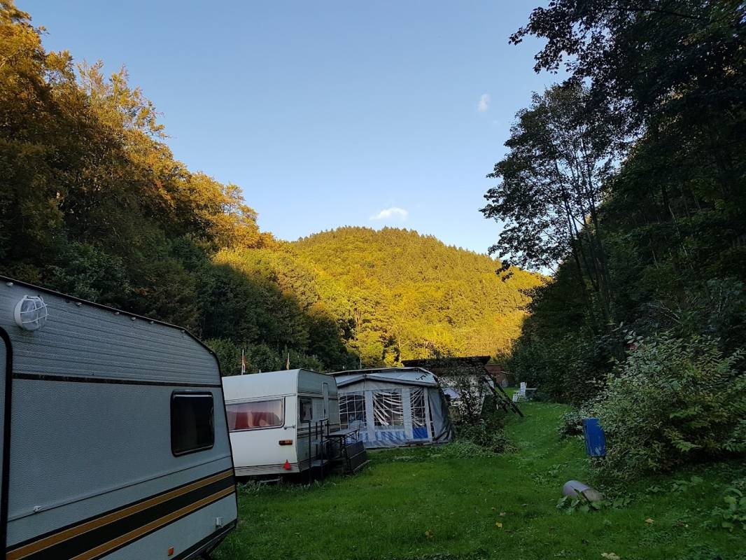 Campingplatz & Waldschwimmbad Lonau — Campingplatz in Herzberg am Harz