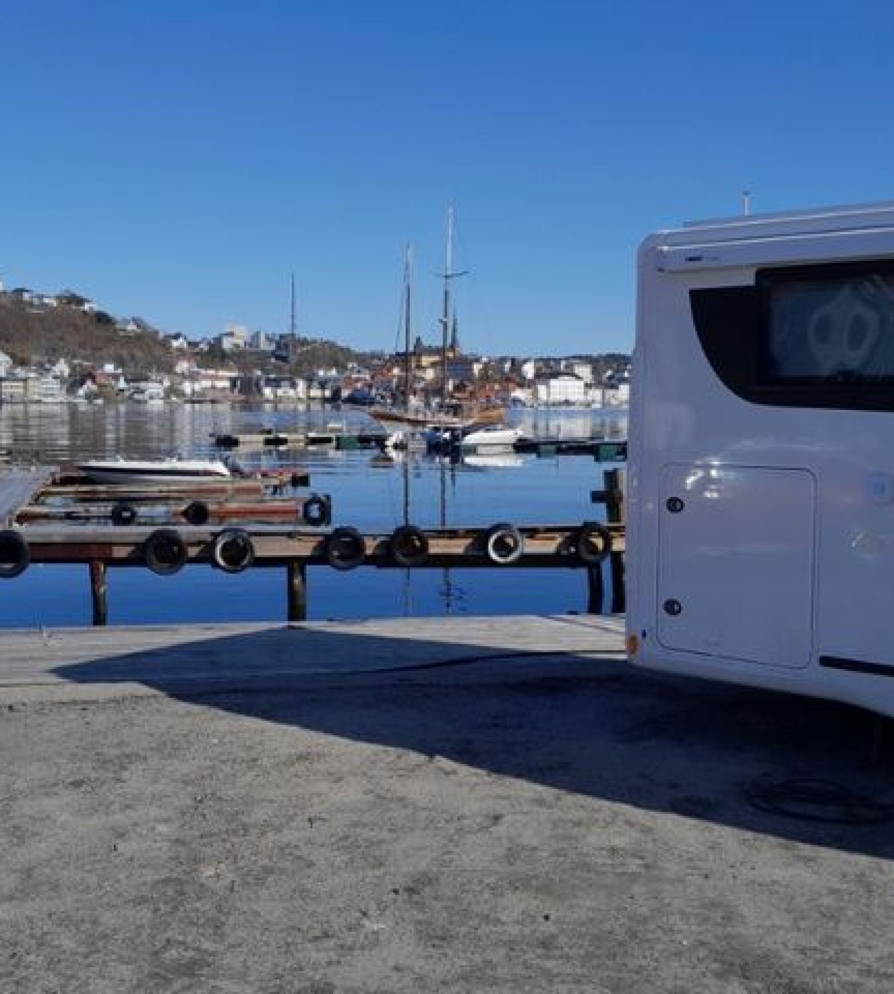 Båtreppen Bobilparkering — Aire camping car in Kolbjørnsvik