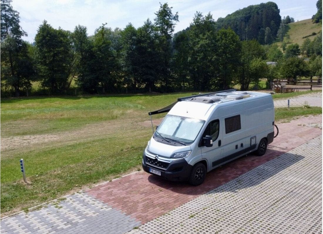 Rhön-Indianer-Hotel/TipiDorf — 露营车营地 in Poppenhausen (Wasserkuppe)
