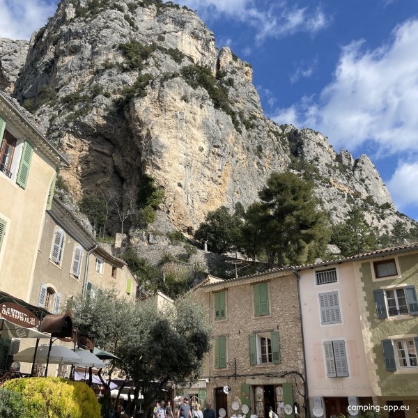 Stellplatz Moustiers-Sainte-Marie — Photo 5