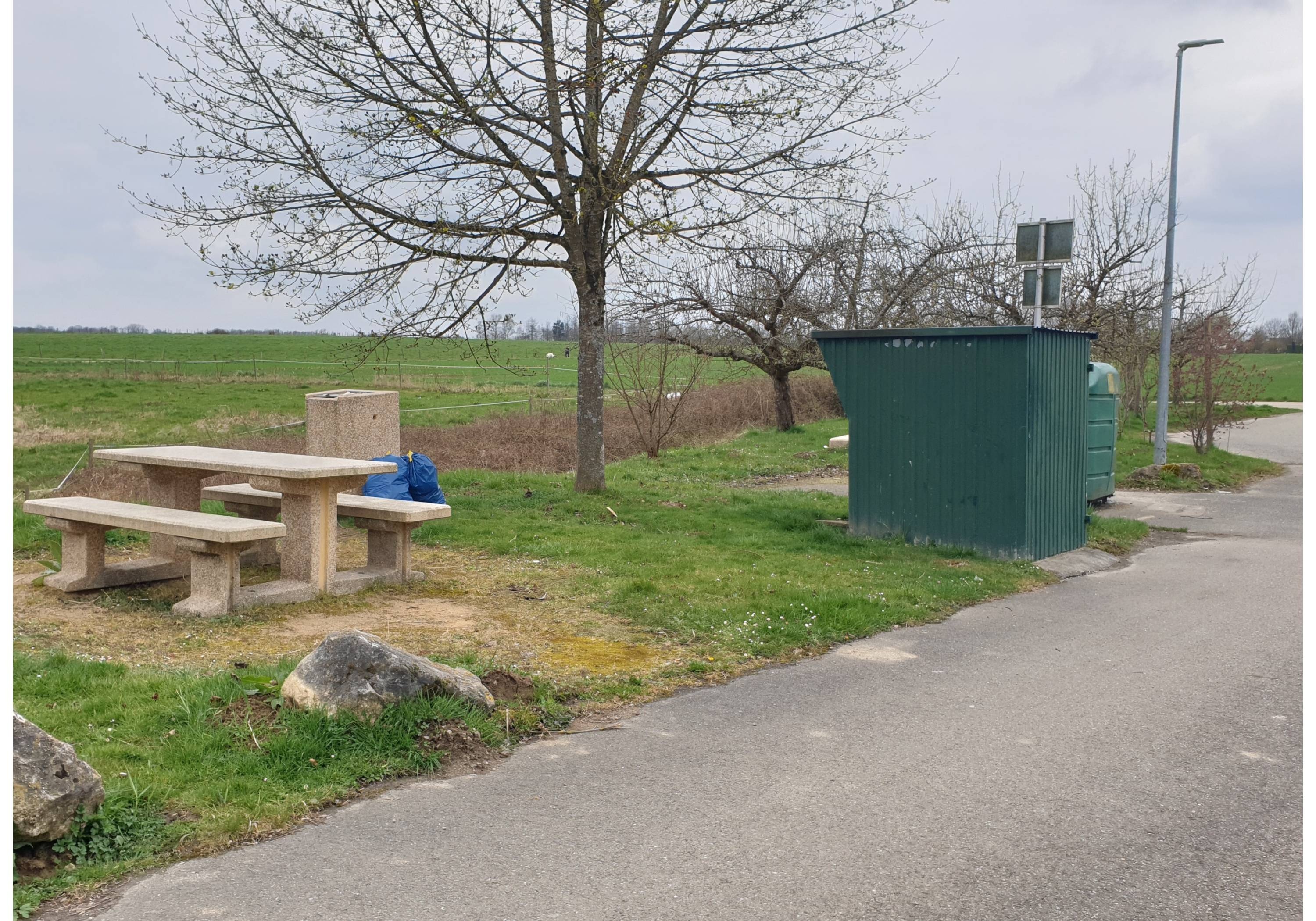Stellplatz Chavannes-sur-l'Étang — Campervan Site in Chavannes-sur-l'Étang
