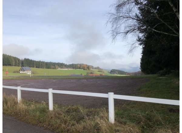 Wunderschöner Panoramaplatz mit Blick auf den Schwarzwald #2 — Photo 2