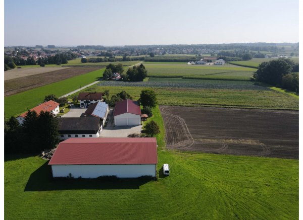 Wiese in ruhiger Lage — Photo 2