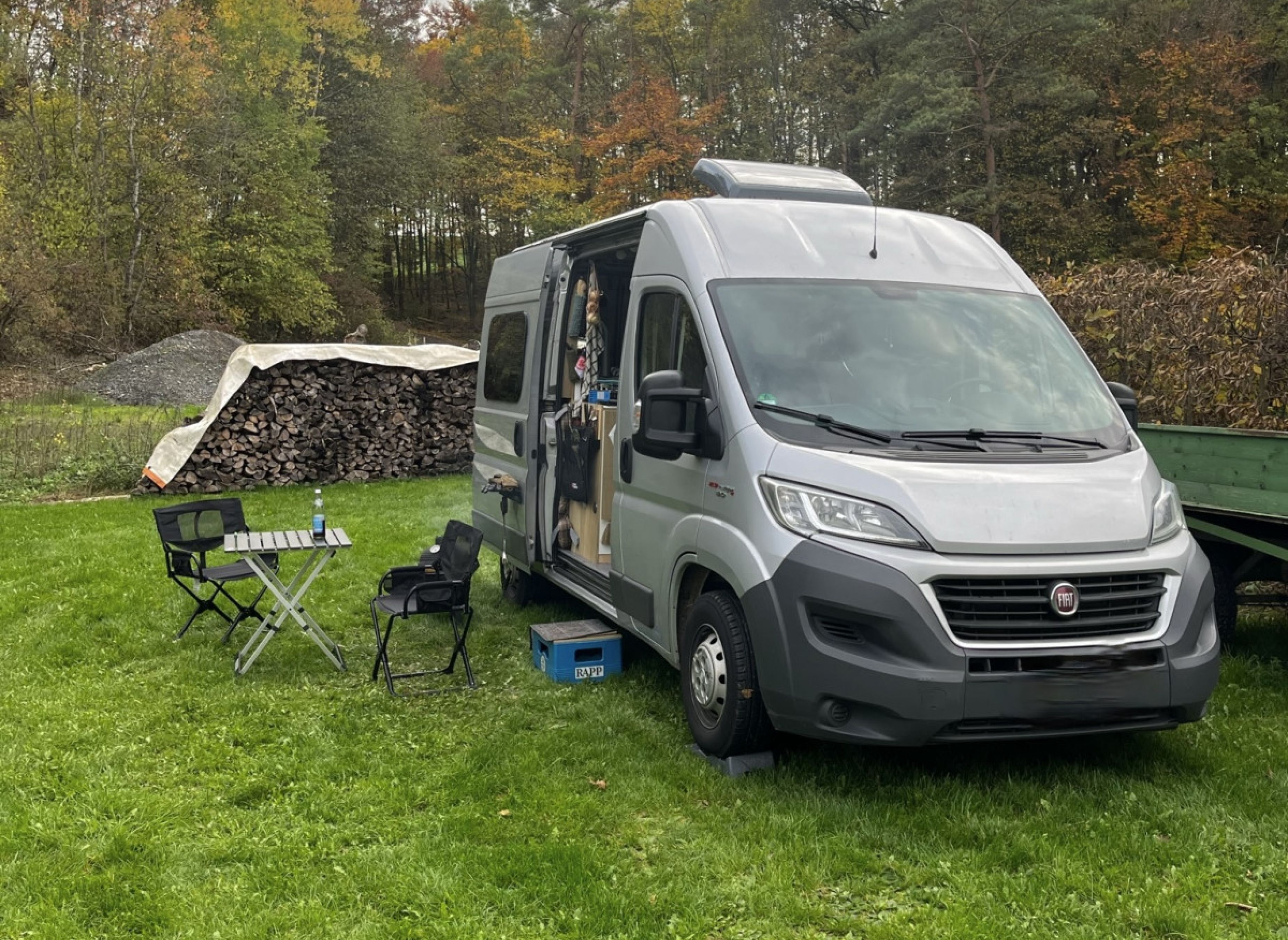 Stellplätze an unserer sehr ruhigen Eselranch #2 — Camperplaats in Erlenbach bei Marktheidenfeld
