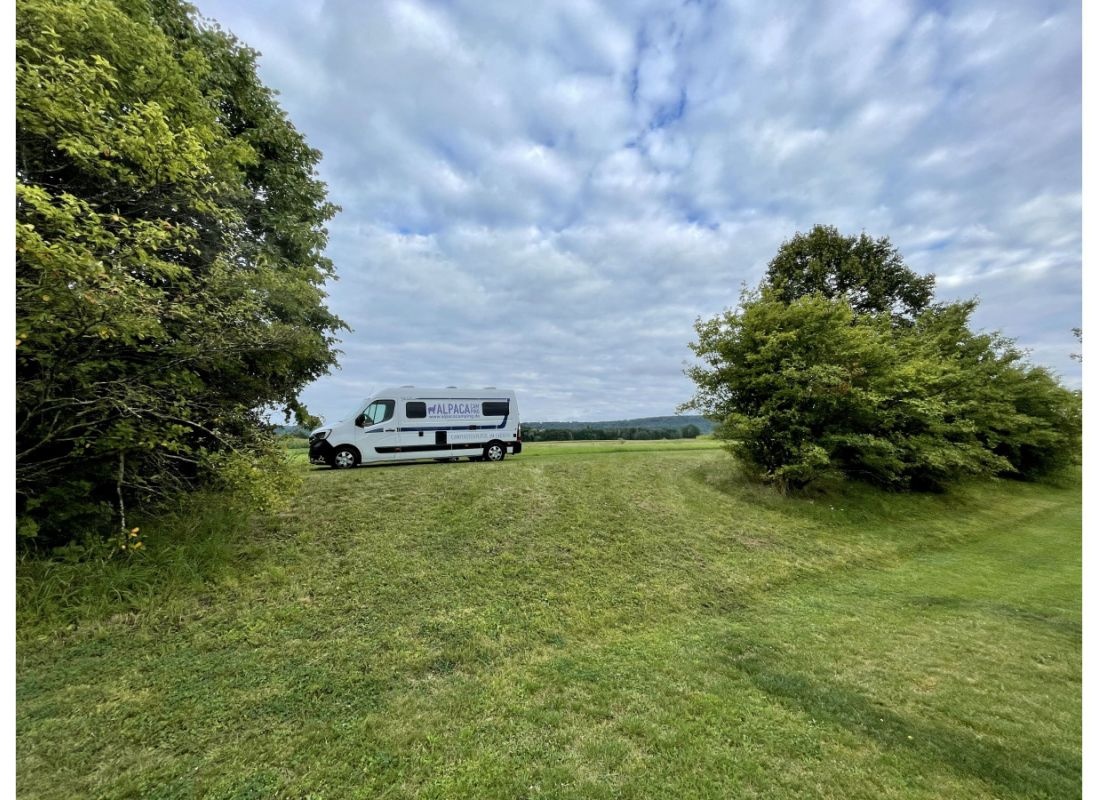 Camping in Siegendorf am Sportplatz — Area Autocaravanas in Oberschwarzach
