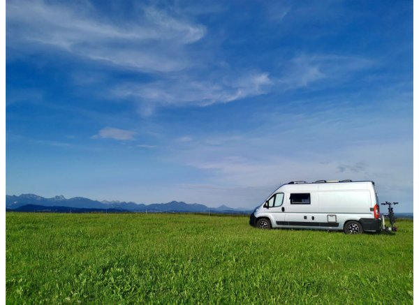 Camping am südlichen Auerberg, traumhafter Bergblick auf die Allgäuer Alpen — Photo 2