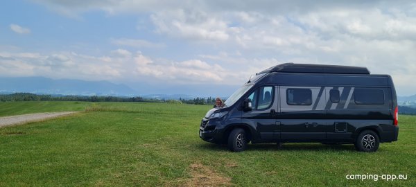 Camping am südlichen Auerberg, traumhafter Bergblick auf die Allgäuer Alpen — Photo 4