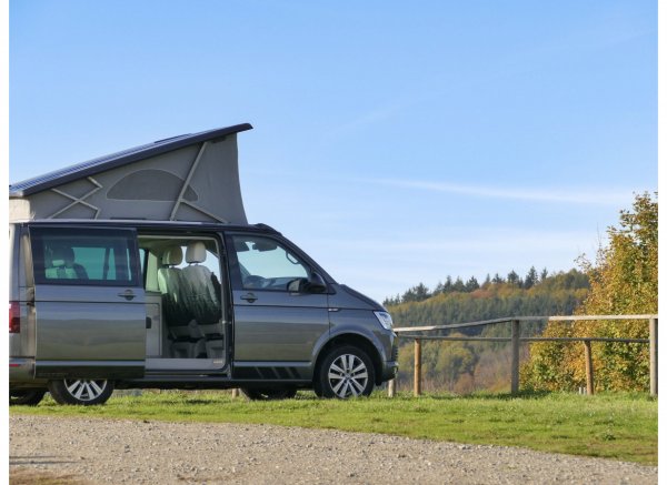 Einzelstellplatz in Unter-Abtsteinach in Ortsrandlage — Photo 2