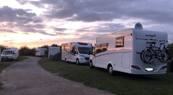 Stellplatz Équihen-Plage — Campervan Site in Équihen-Plage