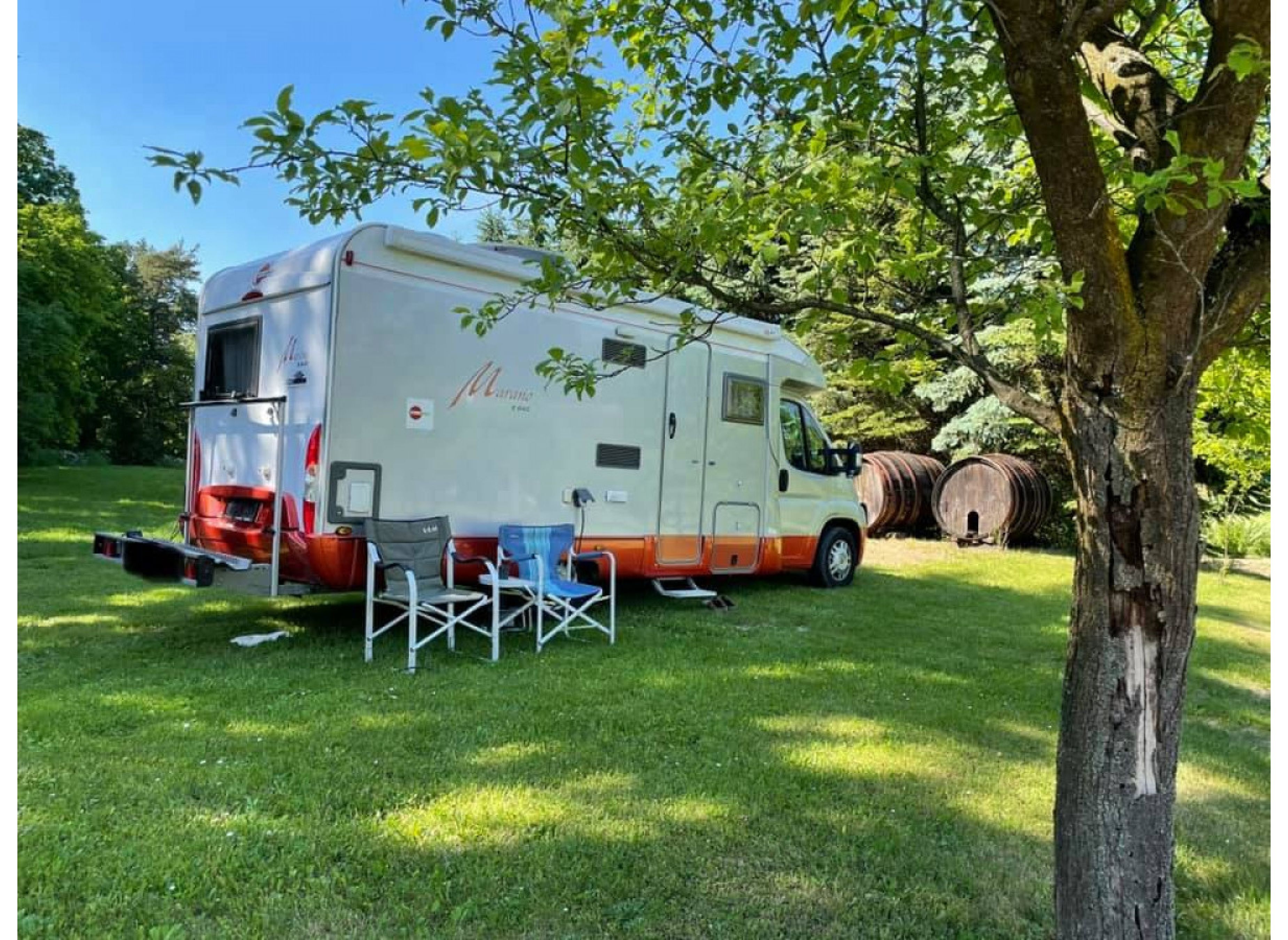 Winzer-Platzl #2 — Bobilplass in Elsarn