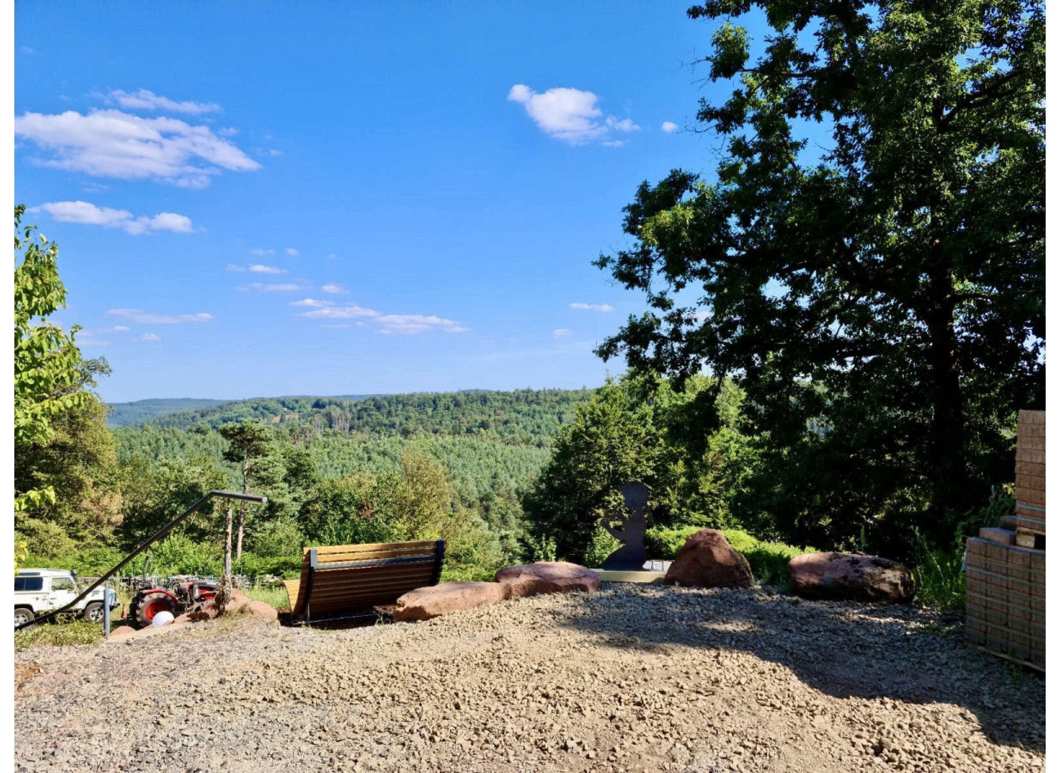 Einzelplatz mit Blick in den Pfälzer Wald — Campervan Site in Hilst