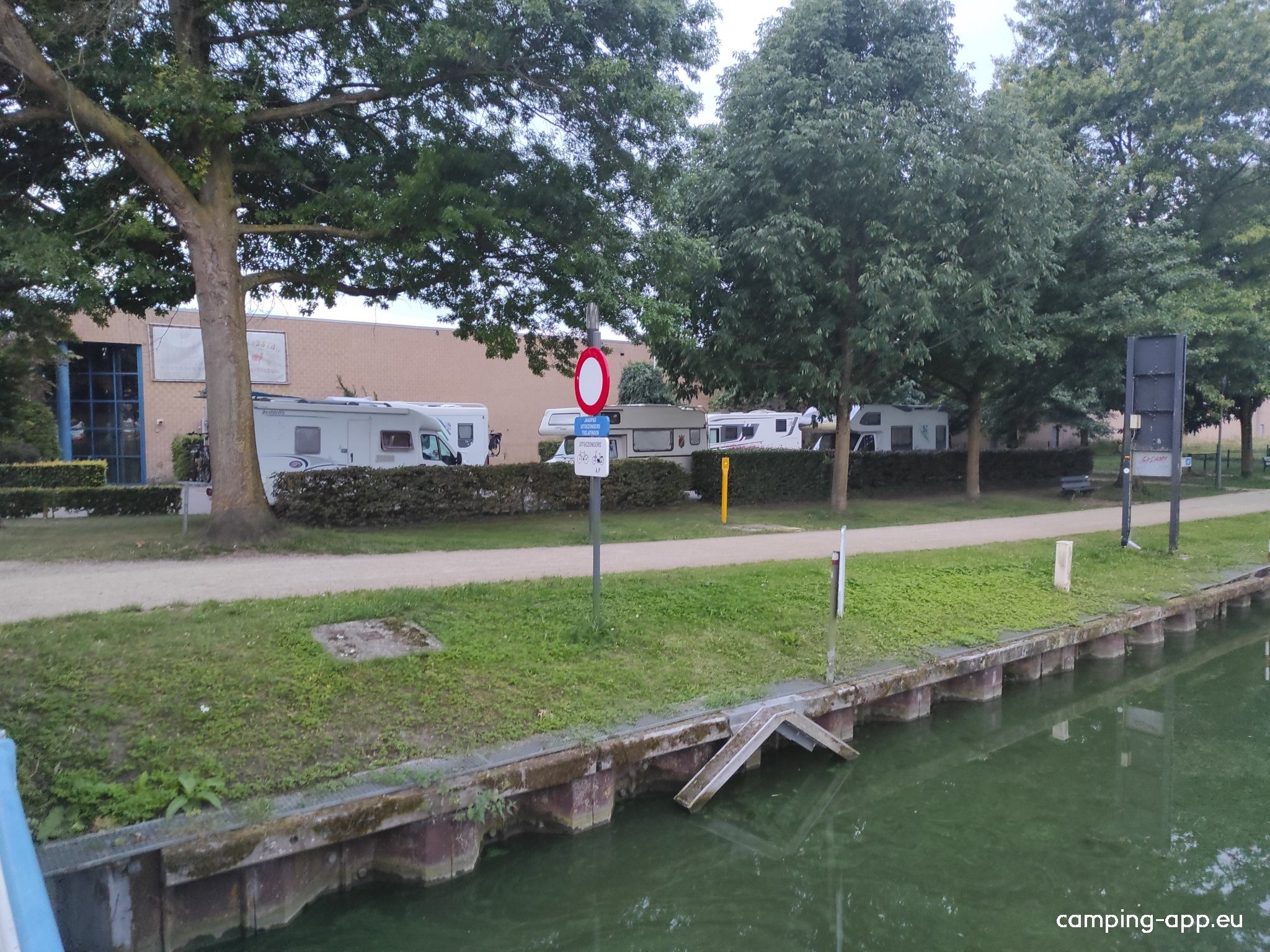 Turnhout, 69 Burgstraat — Aire camping car in Turnhout