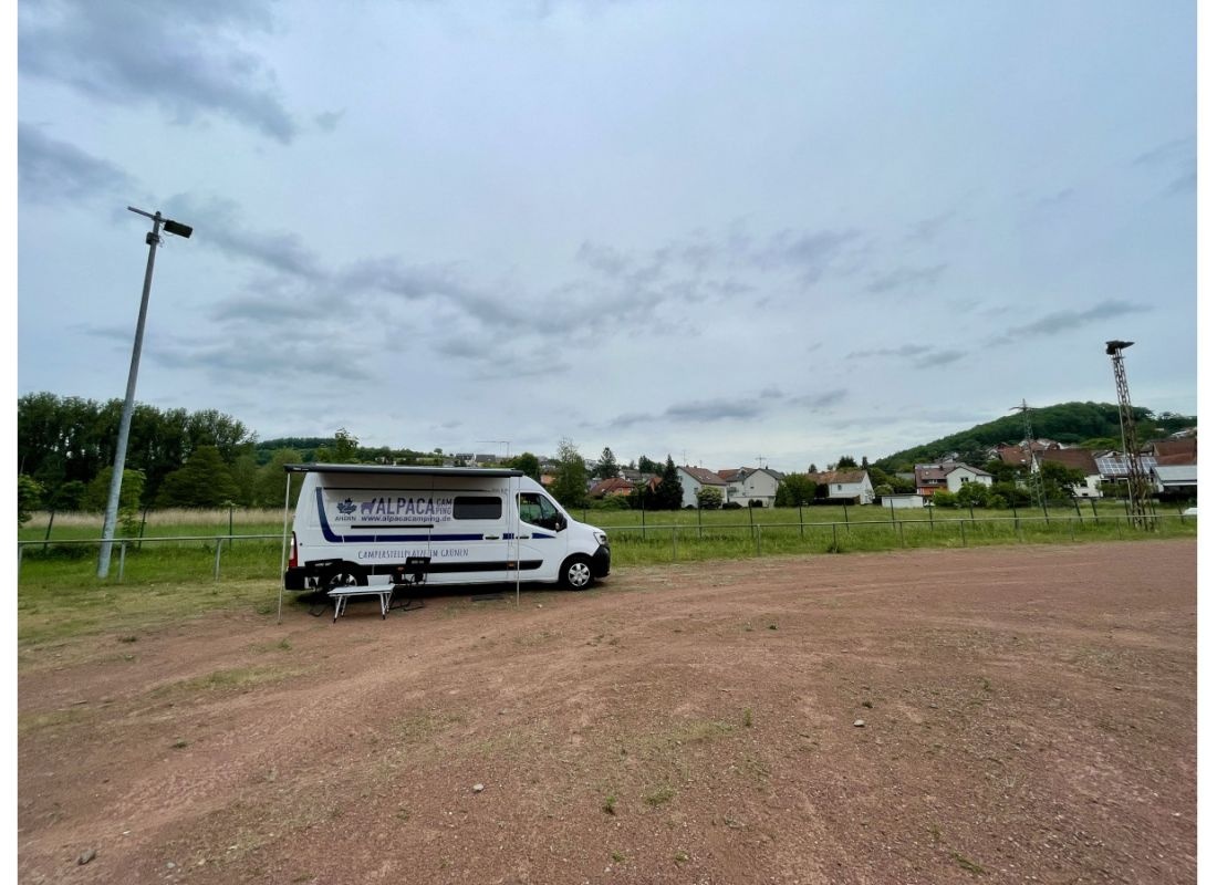 Wiese in den Lautertaler Auen — Campervan Site in Hirschhorn/Pfalz