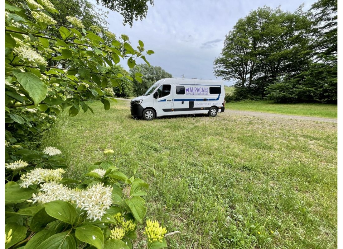 Camping an der Freilichtbühne — Campervan Site in Katzweiler