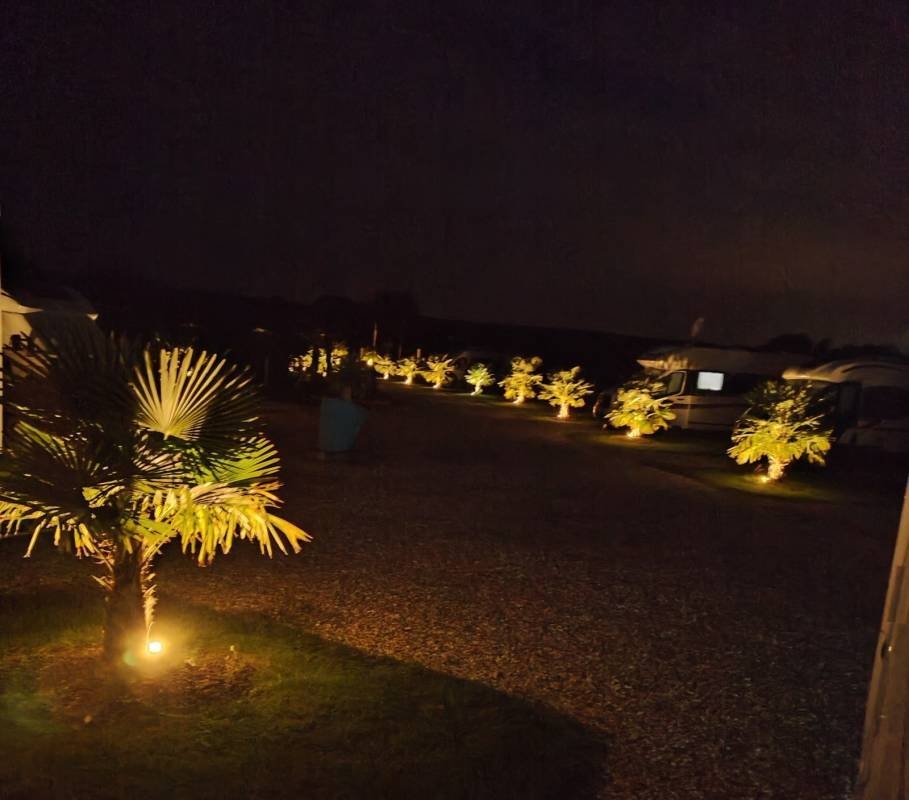 Stellplatz Heurteauville — Sp. parking dla kamperów in Heurteauville