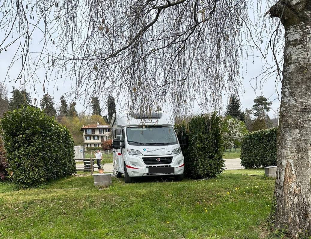 Area Sosta Camper Ameno — Campervan Site in Ameno