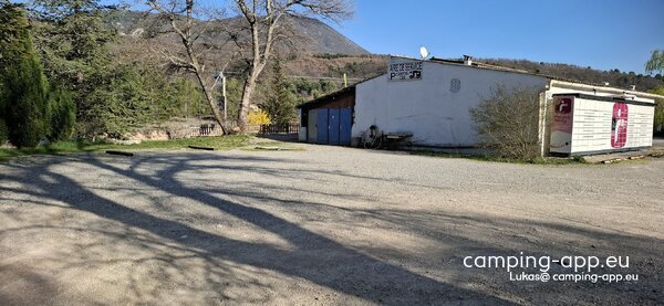 Stellplatz Les Salles-sur-Verdon — Photo 2