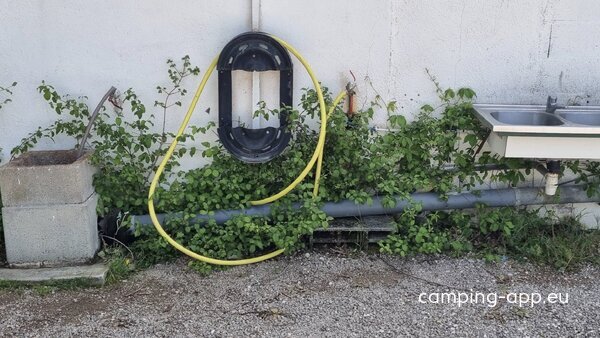 Stellplatz Les Salles-sur-Verdon — Photo 4