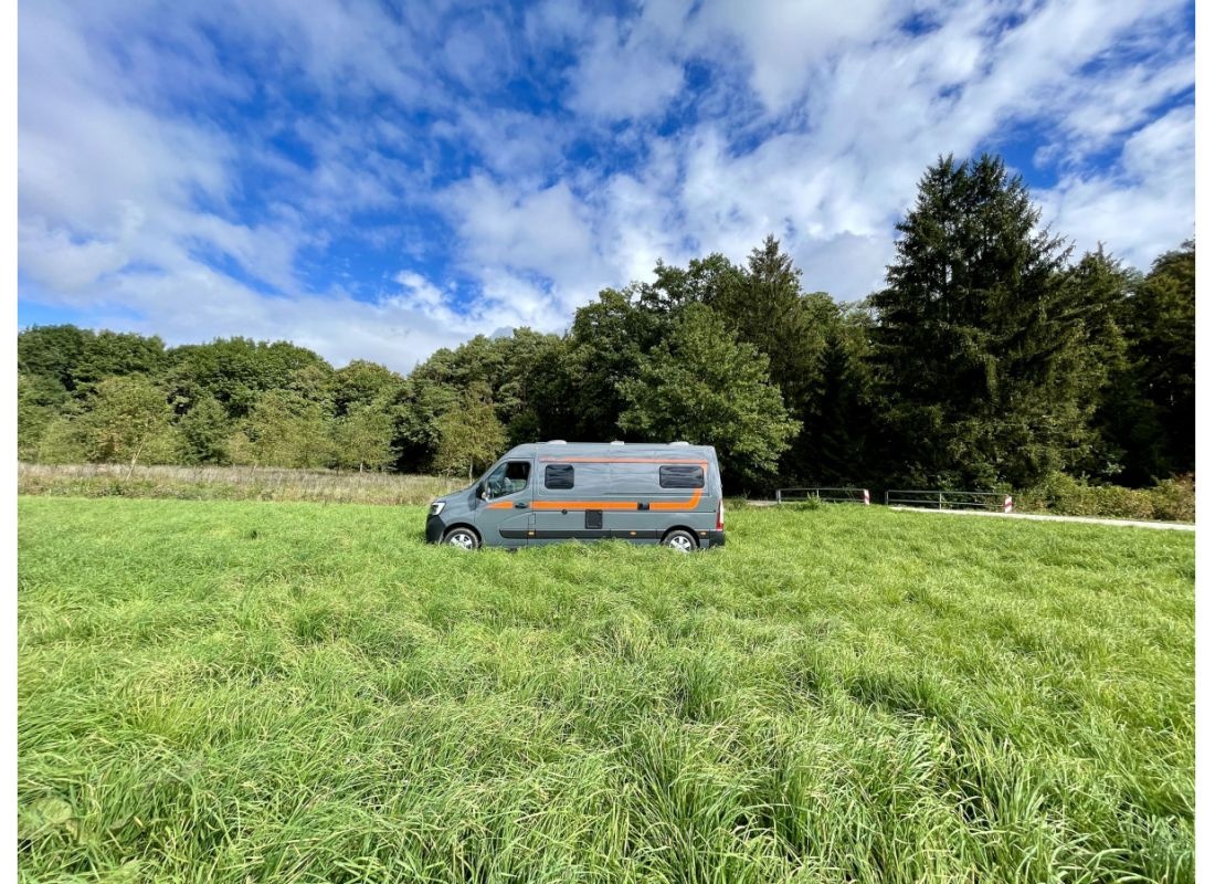 Idyllische Lage neben Pferden — Camperplads in Reichertshofen