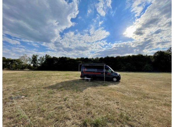 Stellplatz auf der Dreieckswiese zum Sonnenaufgang #1 — Photo 2