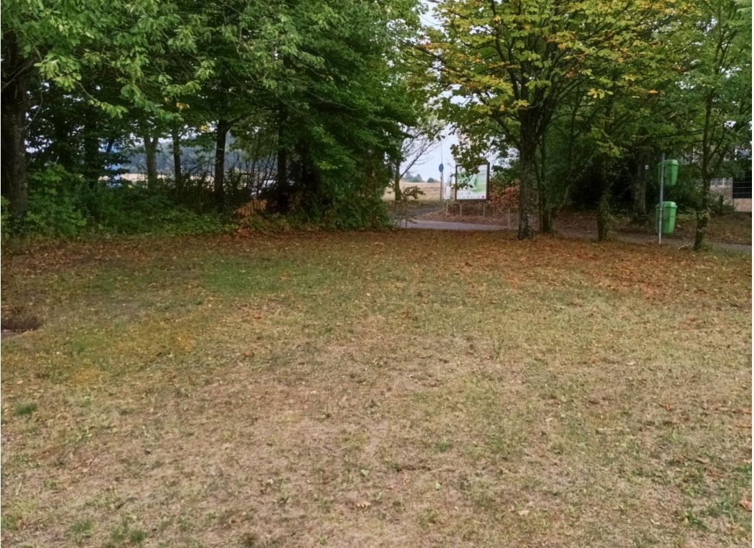 Übernachten am Segelfluggelände Karlstadt — Aire camping car in Karlstadt