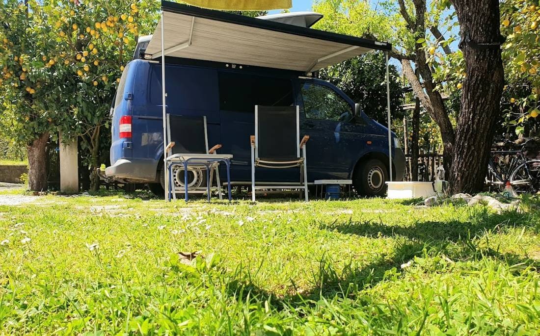 Oase di Verde — Area Autocaravanas in Piano di Sorrento